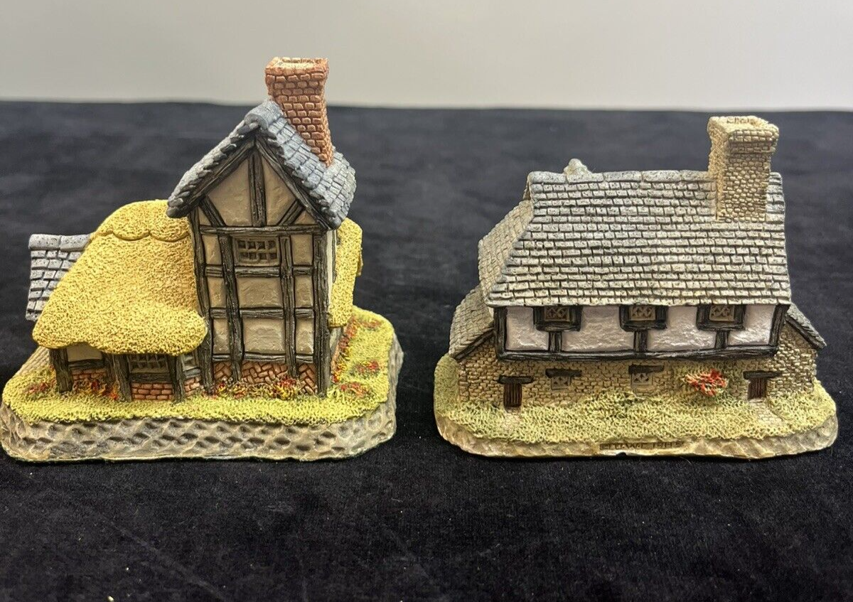 David Winter Cottages Lot Of 4: Cobbler, Hogs Head Beer, Pottery, Cartwrights