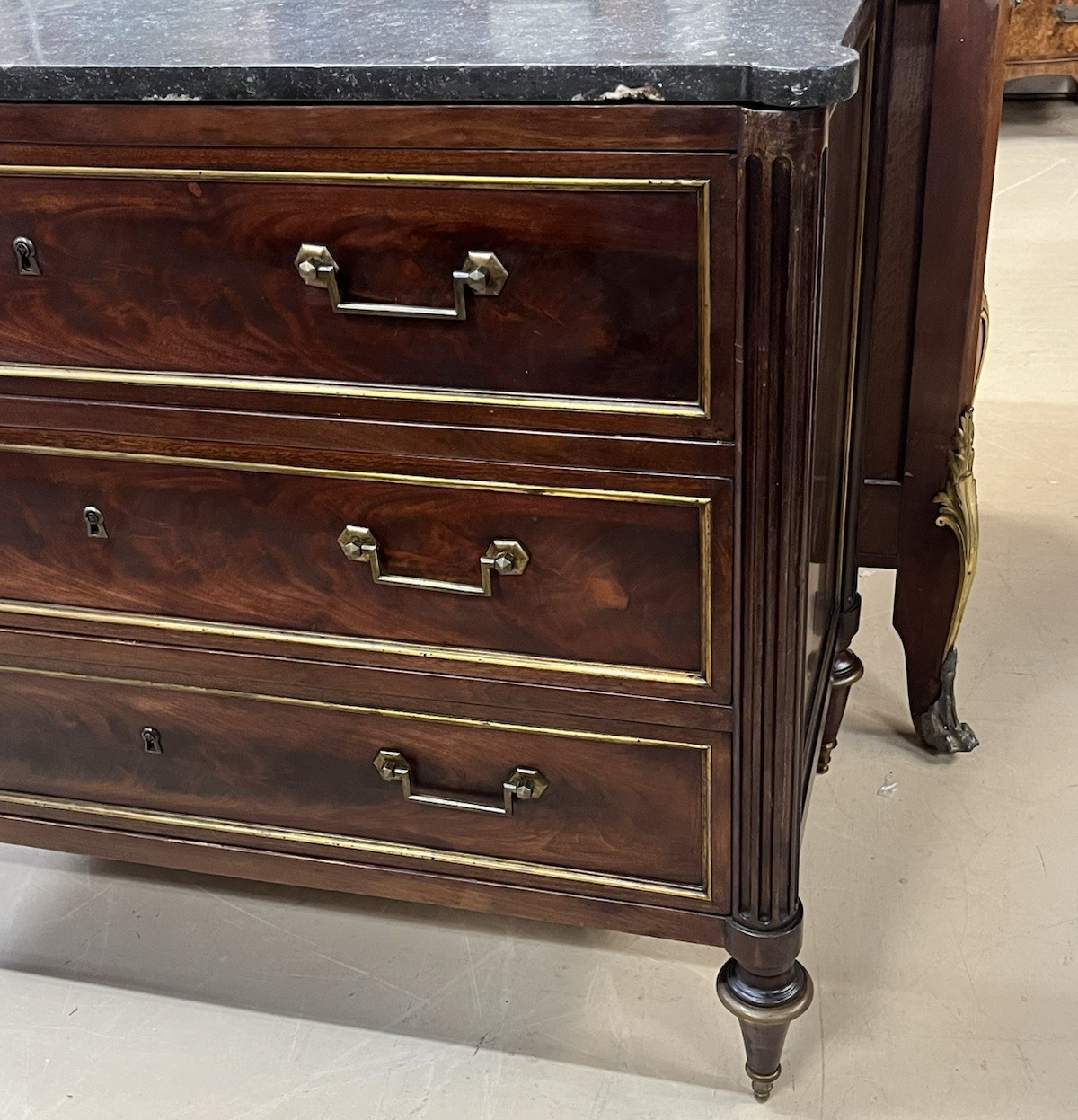 ANTIQUE FRENCH LOUIS XVI MARBLE-TOP FLAME BURL MAHOGANY COMMODE CHEST OF DRAWERS