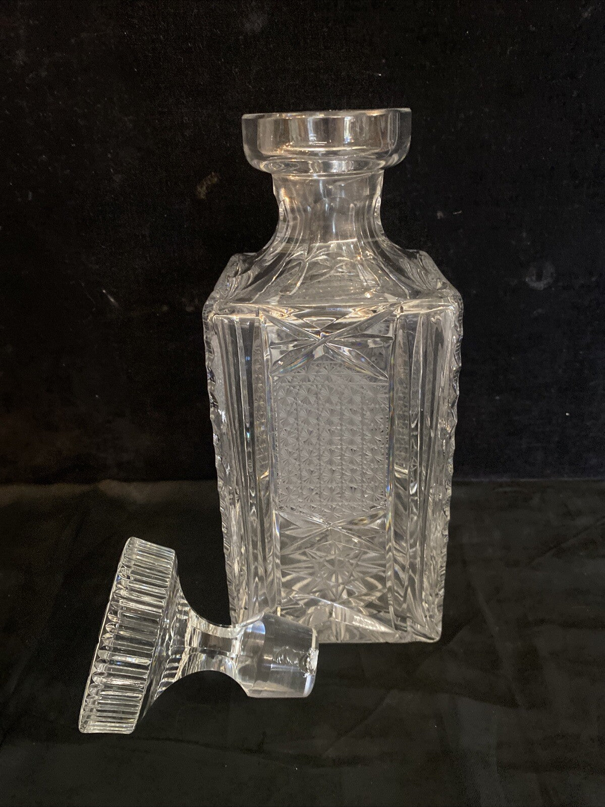 ENGLISH ROSEWOOD BRASS-MOUNTED TANTALUS SINGLE CUT GLASS DECANTER LIQUOR CADDIE