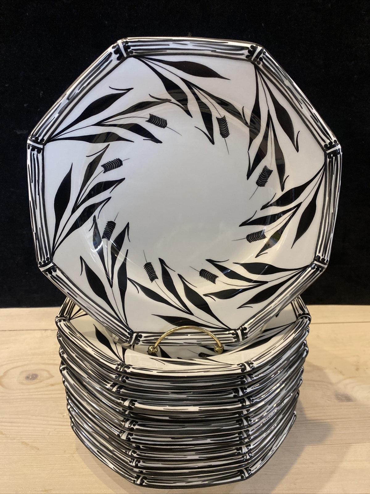 Tiffany & Co Este Ceramiche Black Bamboo Erbe Palustri 9.5” Soup Bowl 13 Avail