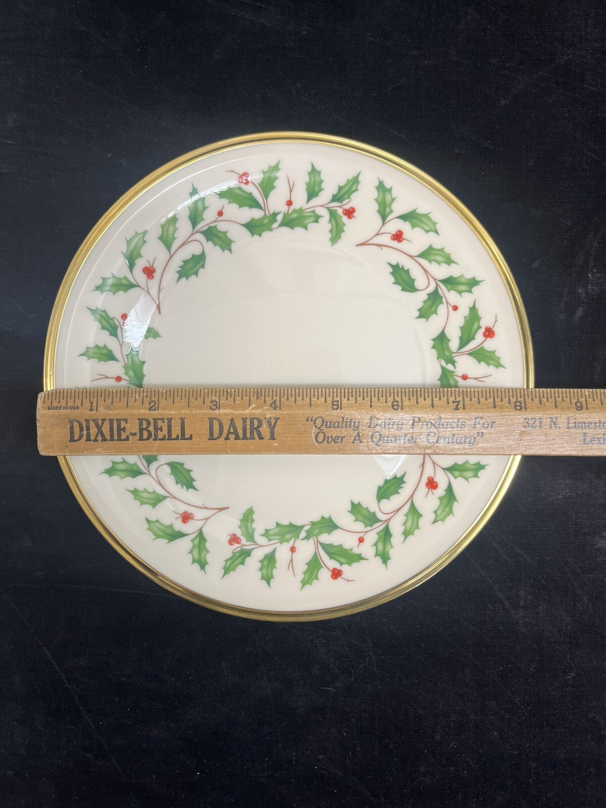 Lenox USA Fine China Christmas Holiday Salad / Dessert Plate 8 1/8"