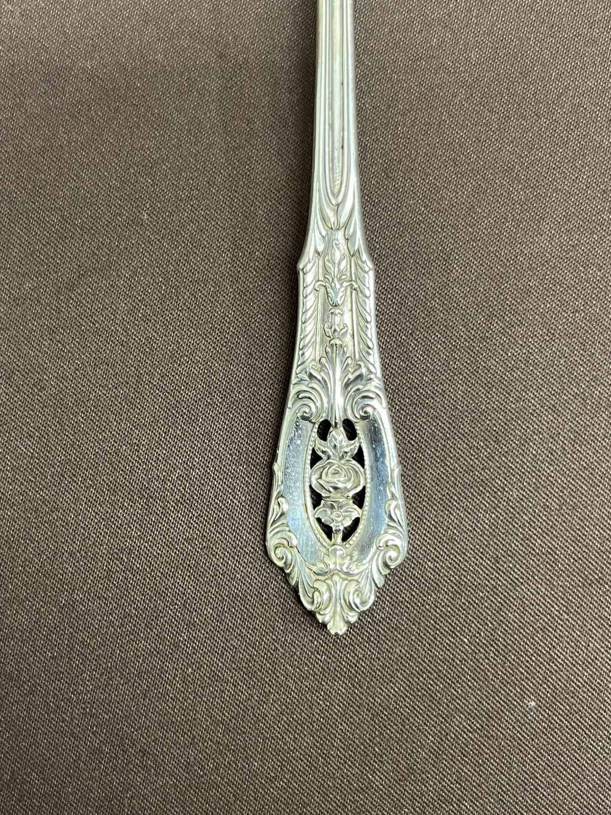 Rose Point by Wallace 26g Sterling Silver Teaspoon 6"