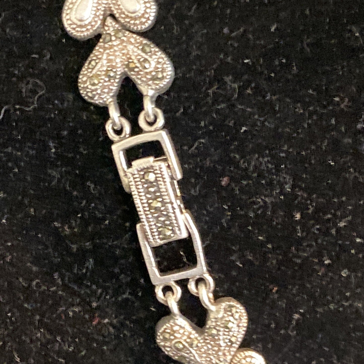 925 Sterling Silver 17.5 in Marcasite Gemstone Heart Design Link Necklace 77.1g