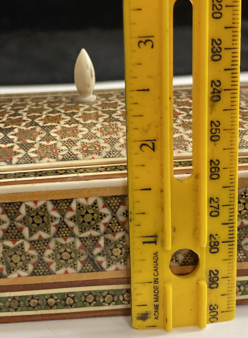 Vintage Wooden Inlaid MosaicTrinket Box BH131