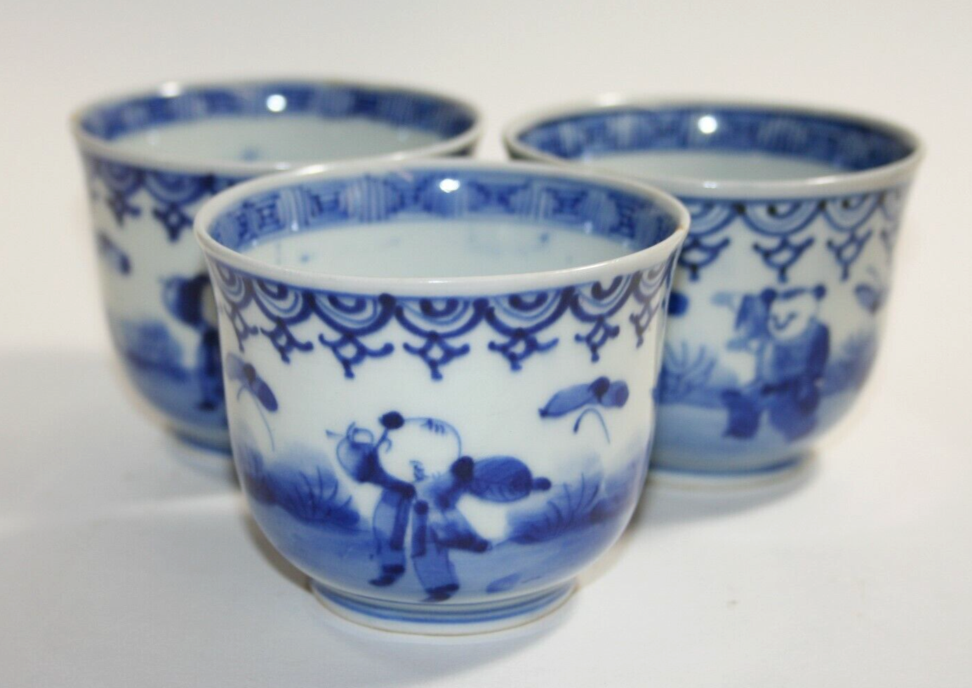 SET OF 3 VINTAGE BLUE & WHITE SAKI CUPS