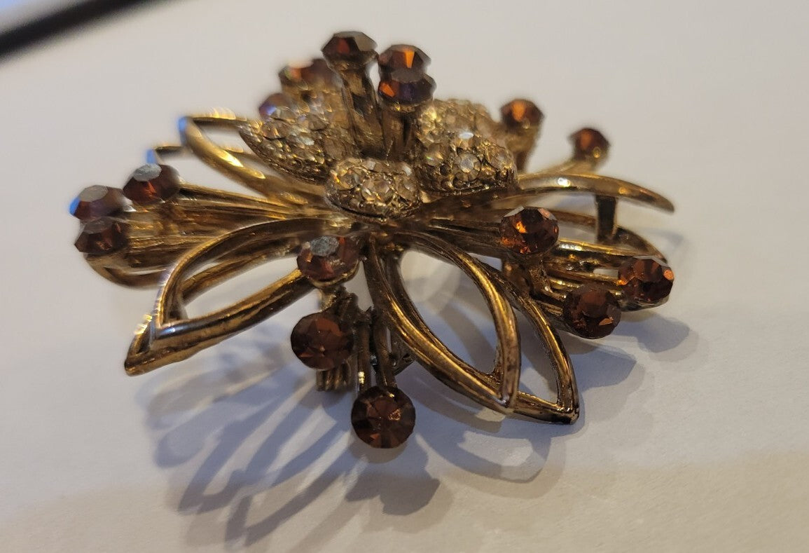 Vintage Signed WD Whiting & Davis Bronze Tone  Rhinestone Brooch