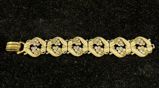 Vintage Coro Pegasus Bracelet Rhinestones Cream Enamel 6"