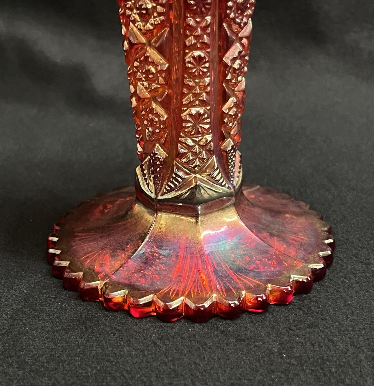 Vintage Imperial Glass Carnival Daisy and Button Sunset Red Bud Vase 8"