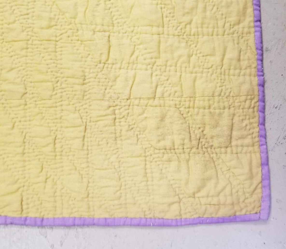 HANDSTITCHED PATCHWORK DIAMOND PATTERN QUILT BEDSPREAD 65" x 77" early 1900's AL