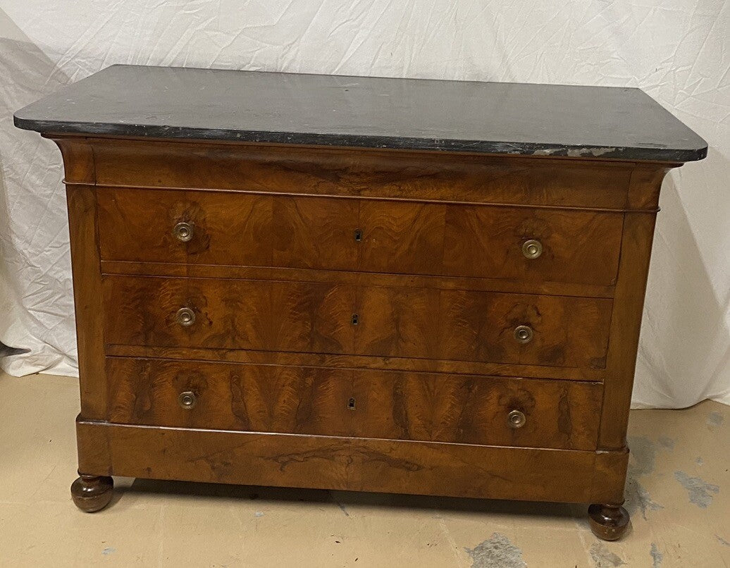 ANTIQUE FRENCH LOUIS PHILIPPE MARBLE-TOP FLAME BURLED MAHOGANY COMMODE CHEST