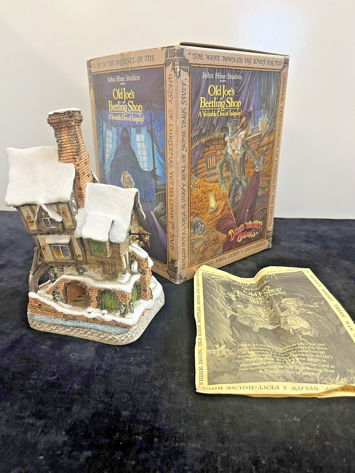 1993 CHRISTMAS SPECIAL DAVID WINTER COTTAGES "OLD JOE'S BEETLING SHOP" W/BOX