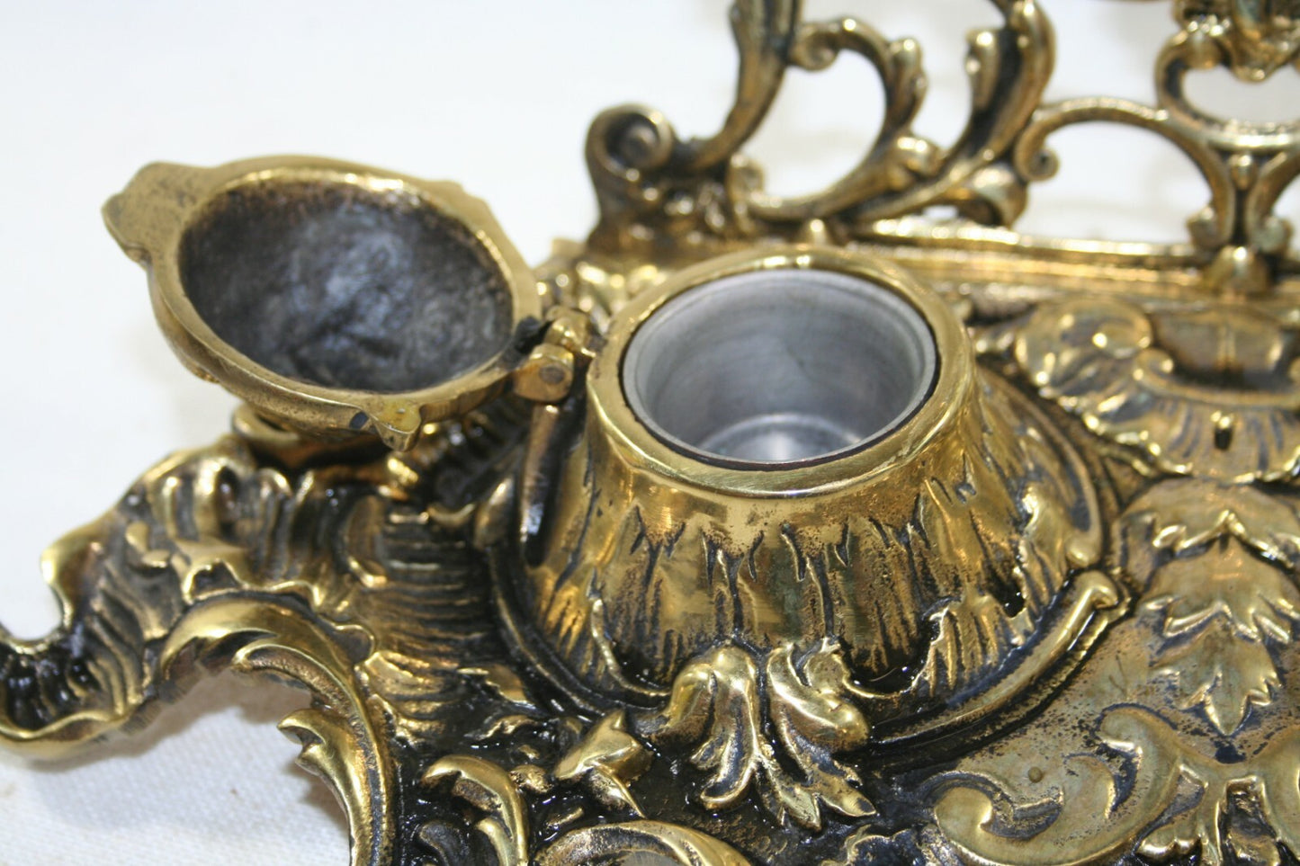 Antique Brass Desk Set 2 Ink Wells w Hinged Lids all works fine  13.5" wide