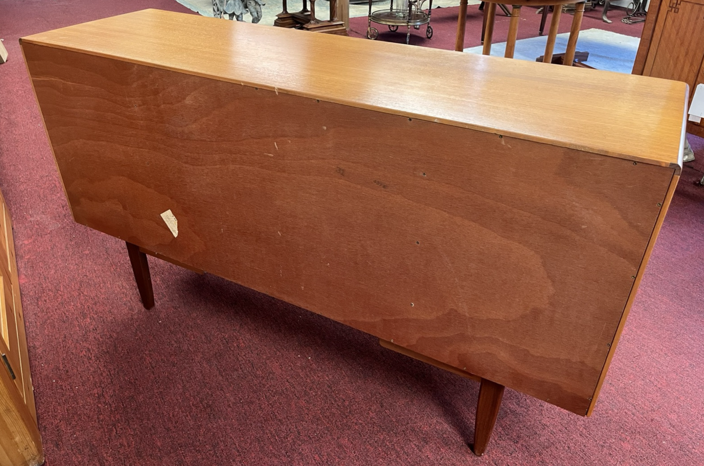 MID-CENTURY MODERN TEAK SIDEBOARD BUFFET CREDENZA by G PLAN 'FRESCO'