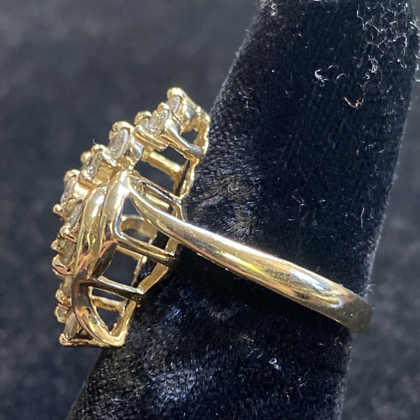14K Yellow Gold Diamond Cluster Ring, Size 6.25, 3/4 ct TW, 6.2g