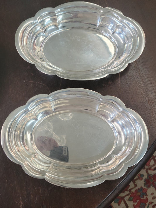 Pair Wallace Sterling Silver pattern Quincy Vegetable Serving Bowls 835g #212