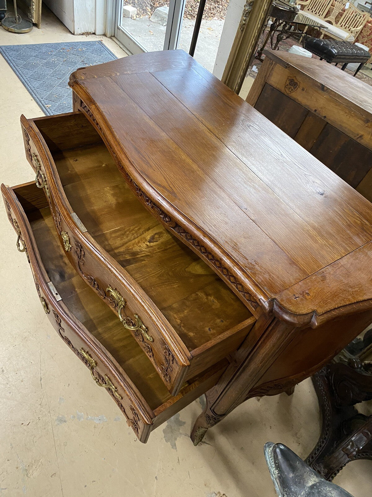 FRENCH PROVINCIAL LOUIS XV STYLE OAK COMMODE