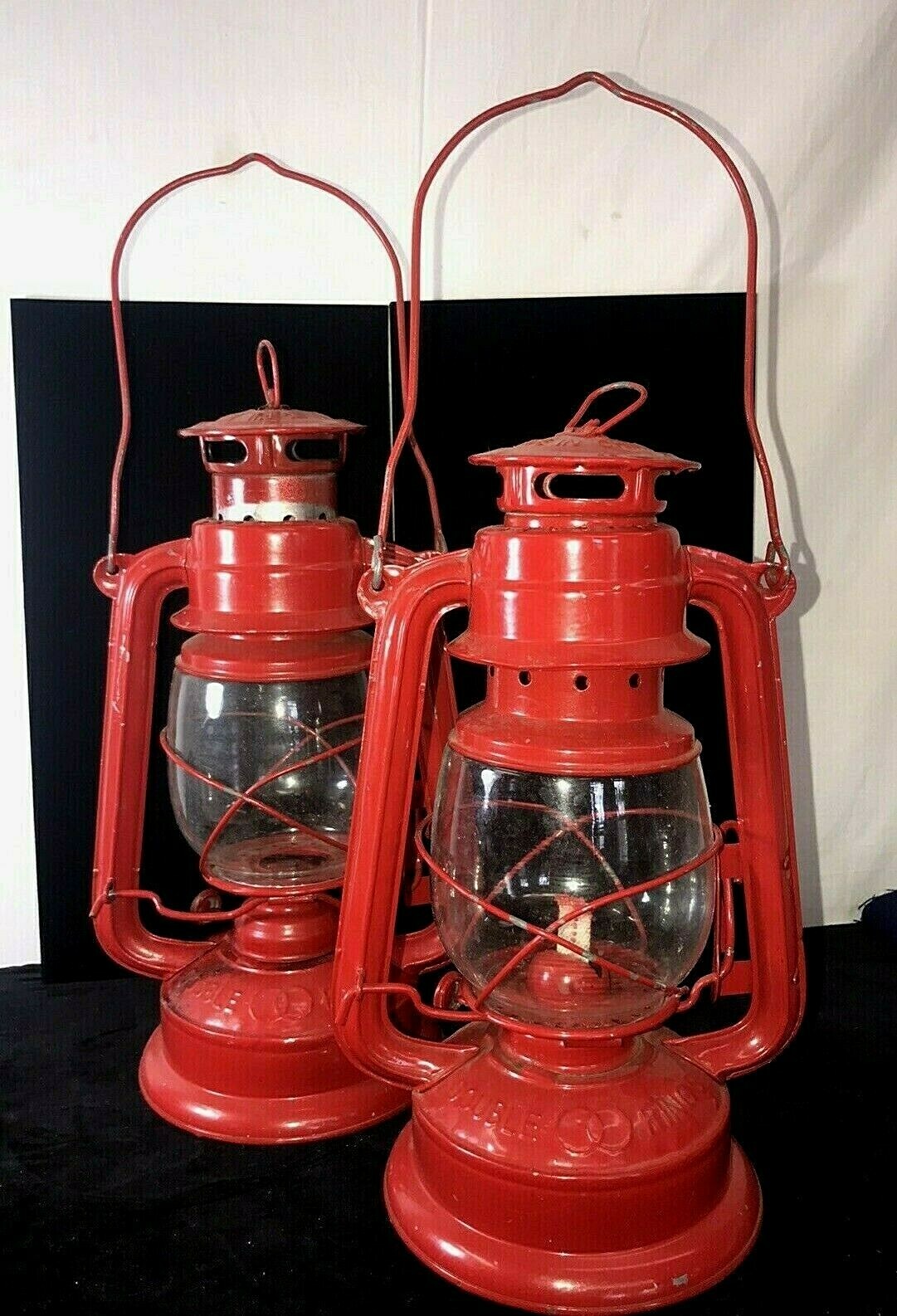 Red Oil Lamp Hurricane Lantern  225