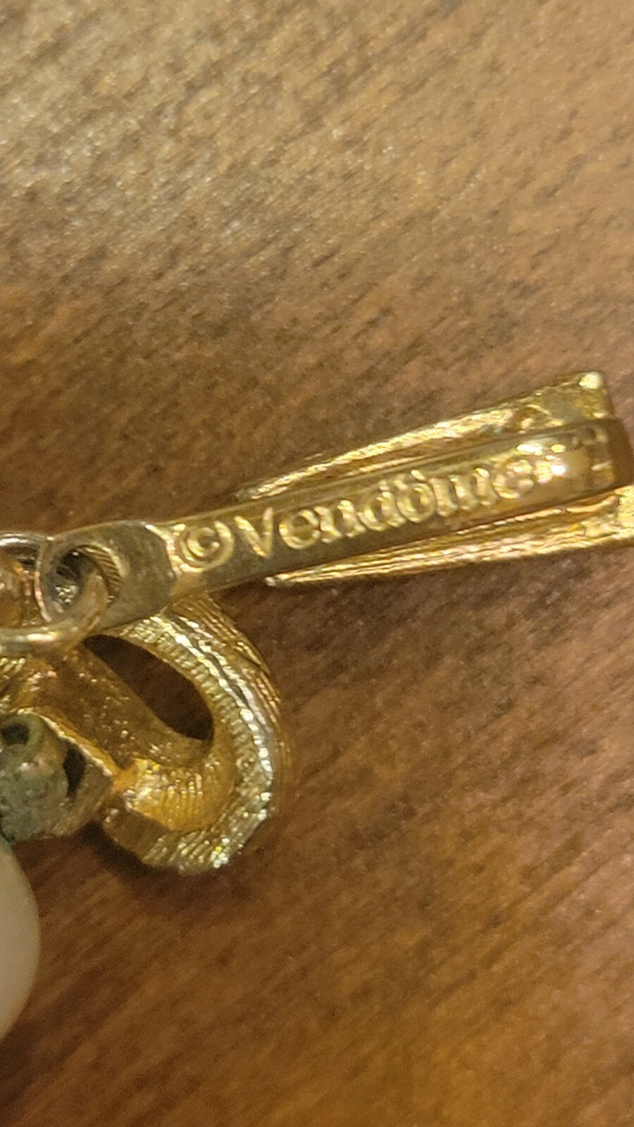 Vtg Signed Vendome Faux Pearls 2 Strand Necklace Gold Swirl Bead Rhinestone