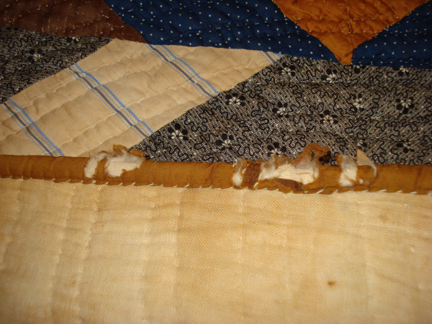 VINTAGE BLUE HANDSTITCHED PATCHWORK APPLIQUE CRAZY QUILT/BEDSPREAD/COMFORTER