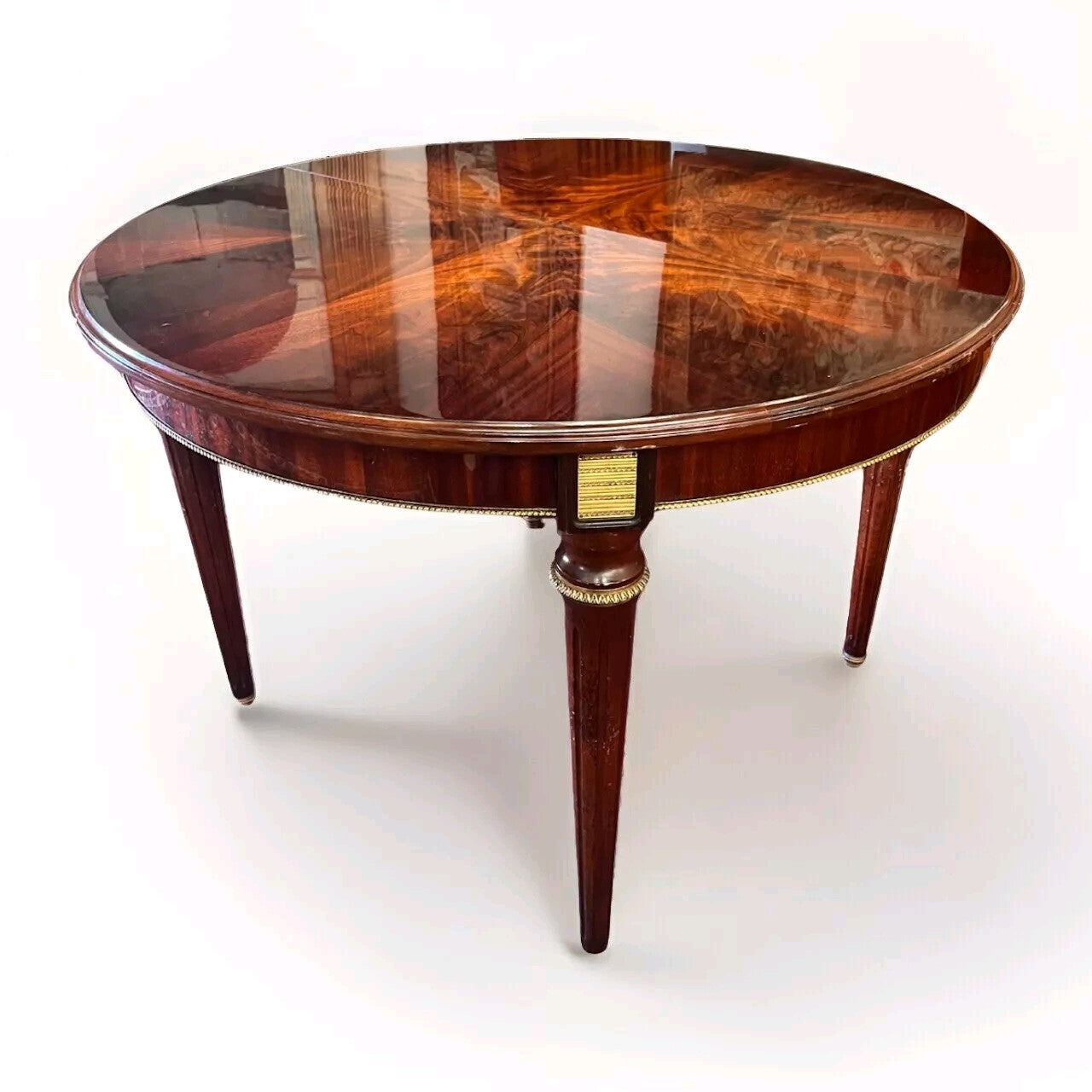 French Louis XVI Style Mahogany 44” Round High Gloss Dining Table w/ 2 Leaves