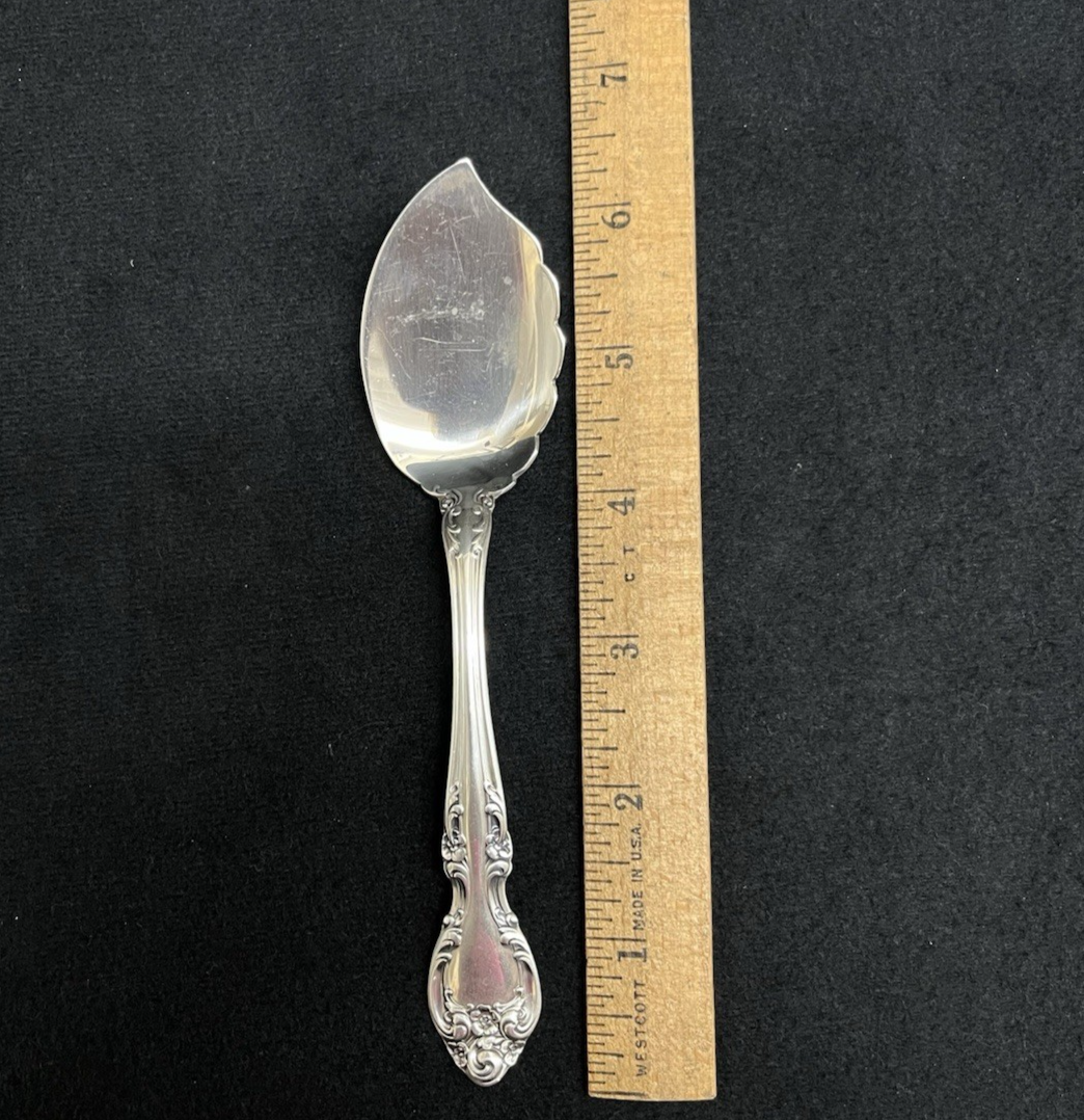 b0bb41fb-07bf-44ca-b98a-7bde5950e16c