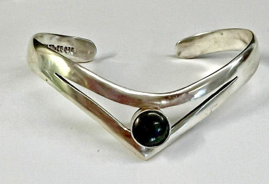 Vintage Sterling Mexico Cuff Bracelet w Onyx TP-25 Modernist Taxco