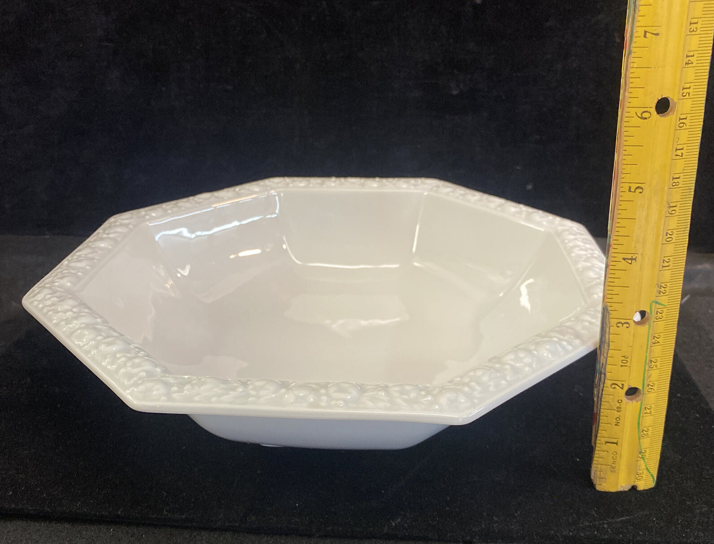 Rosenthal Classic Rose- Maria White 10" Round Vegetable Bowl