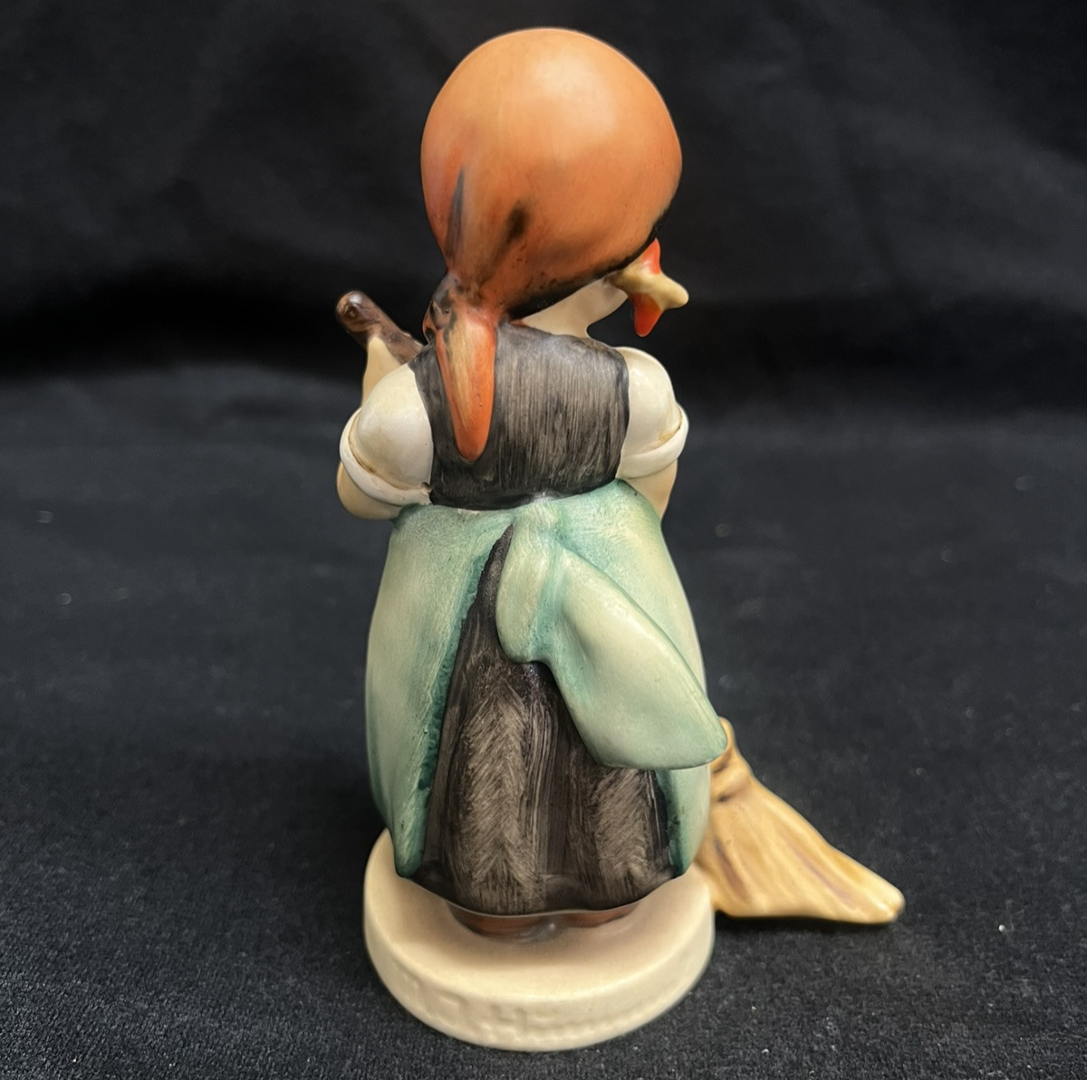 Vintage M.I. Hummel Porcelain “Little Sweeper” Figurine #171 W. Germany