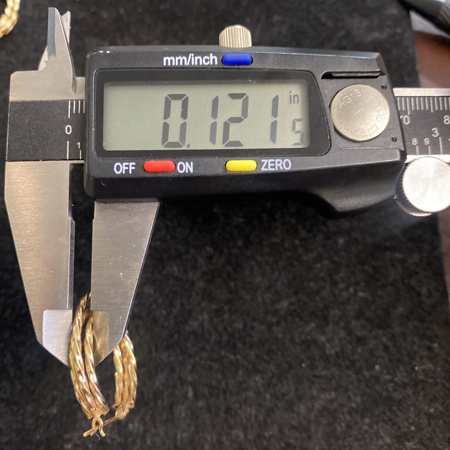 3.1g 14K Yellow Gold Double Hoop Earrings