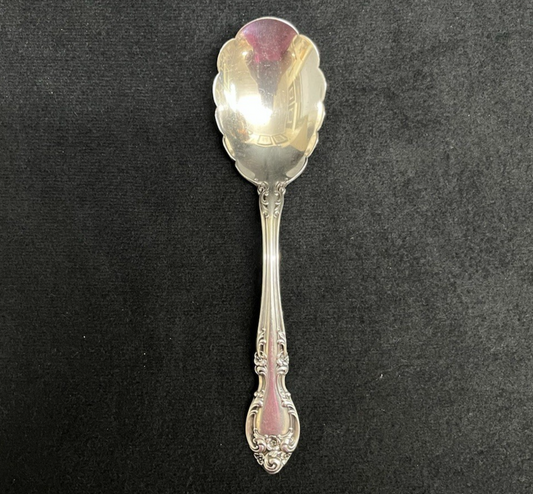 Melrose by Gorham 35.76g Sterling Silver Sugar Shell 6 1/8 in