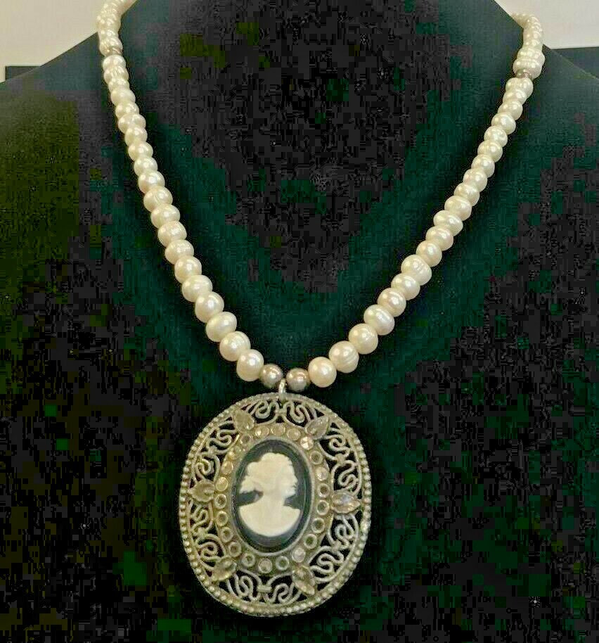 Freshwater Genuine Pearl Necklace with Vintage 2" Black White Cameo Pendant