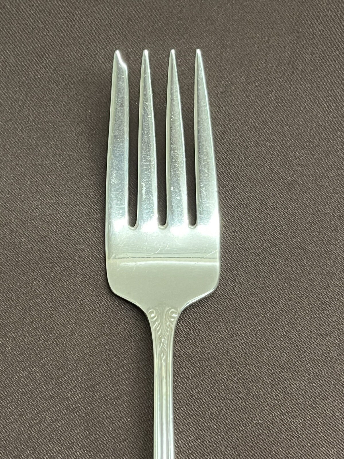 Rose Point by Wallace 35g Sterling Silver Salad Fork 6 1/4"