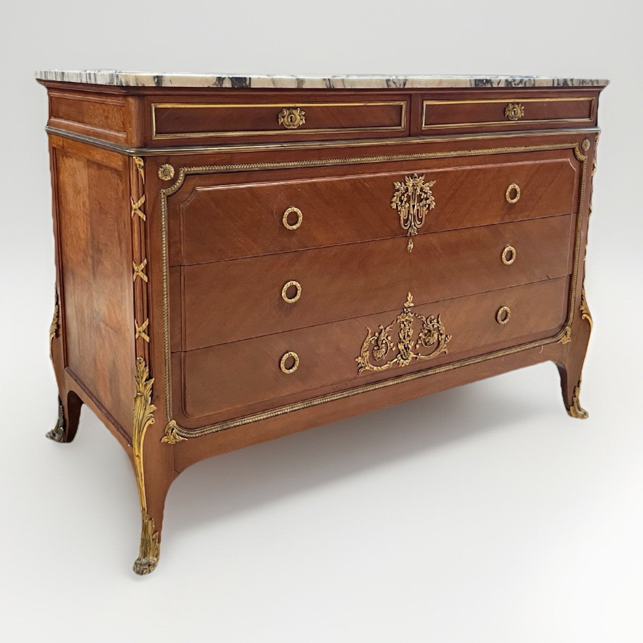 ANTIQUE FRENCH TRANSITIONAL BRONZE ORMOLU MOUNTED WHITE MARBLE-TOP COMMODE CHEST