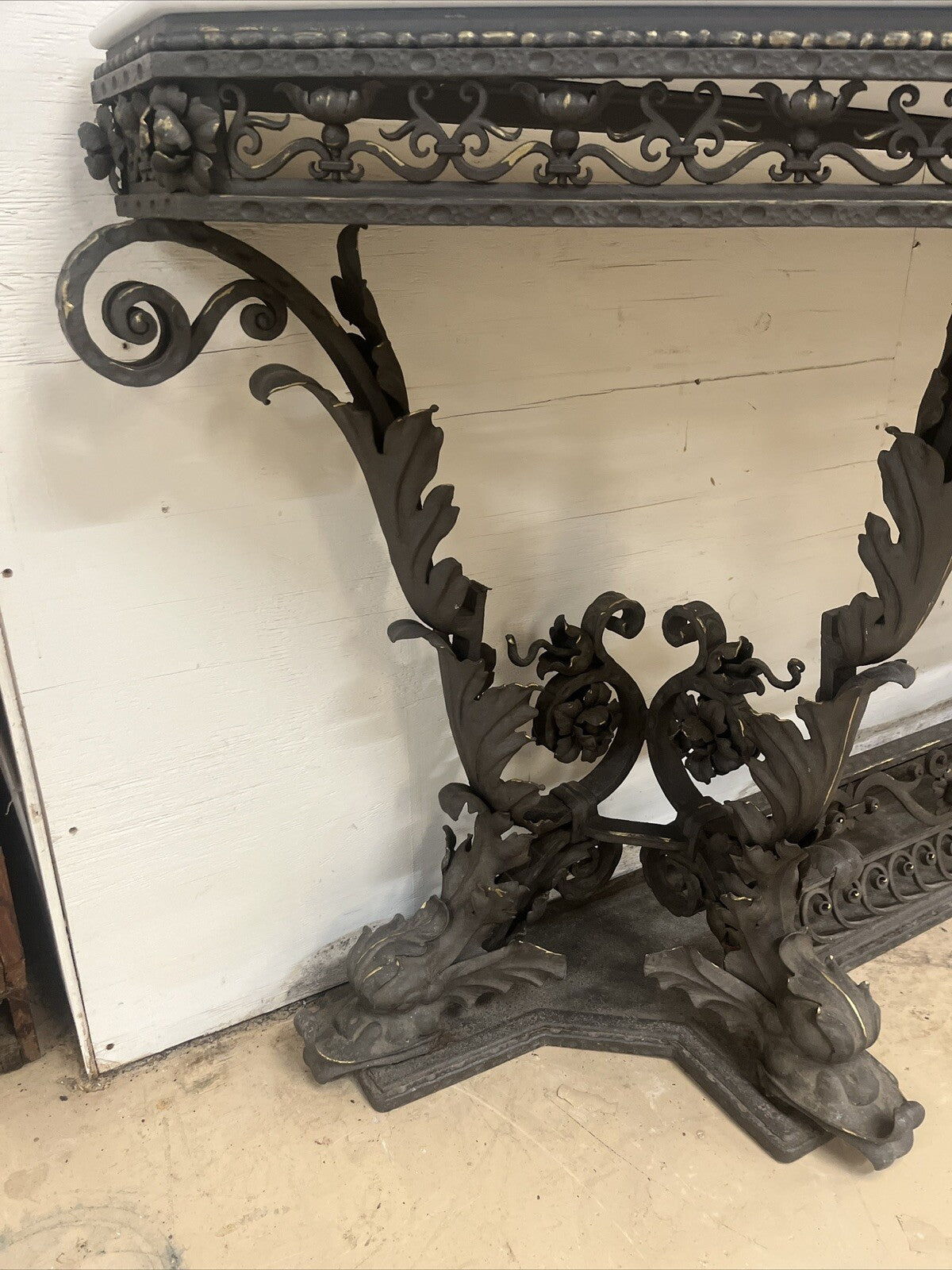 ANTIQUE ITALIAN VENETIAN WROUGHT IRON CONSOLE SIDEBOARD W/ WHITE QUARTZ TOP 105”