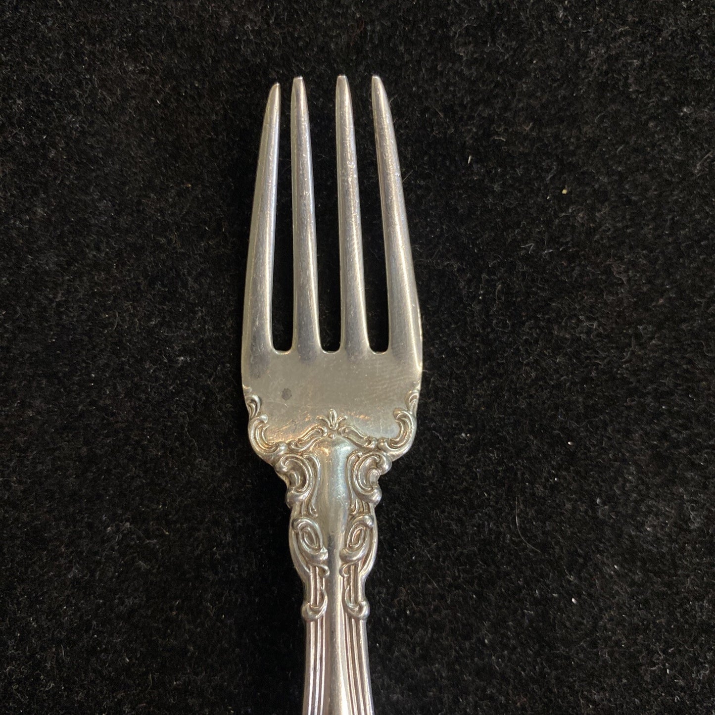 Gorham Sterling Chantilly 4 1/2" Baby Fork 24.66g 1895