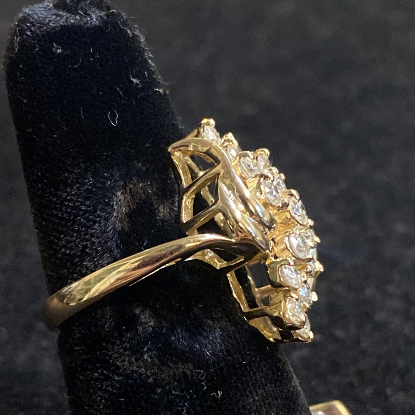 14K Yellow Gold Diamond Cluster Ring, Size 6.25, 3/4 ct TW, 6.2g