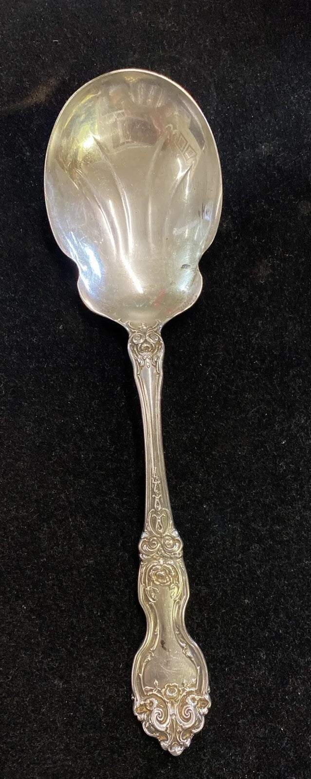 101.5g Wallace Sterling Silver La Reine 9" Casserole Berry Serving Spoon PC4