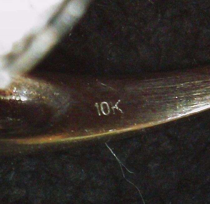 10k White Gold 1 CT TW Diamond Pear Shaped Ring 3.2g