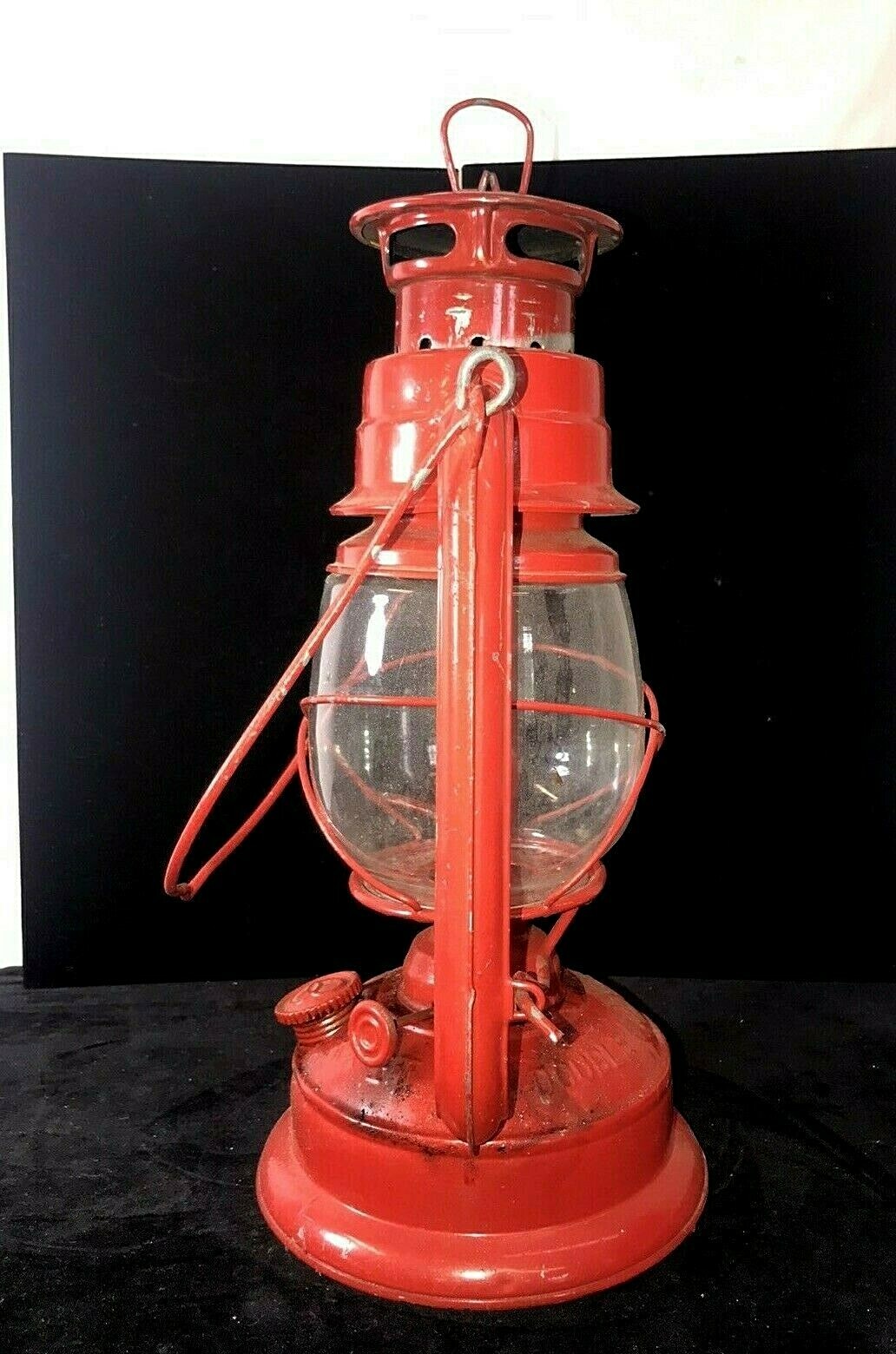 Red Oil Lamp Hurricane Lantern  225