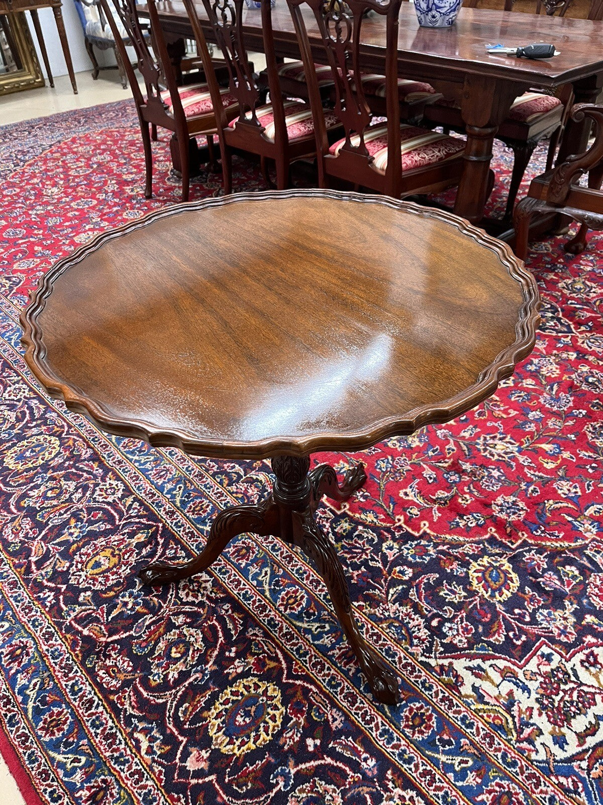 BAKER MAHOGANY PIE-CRUST TILT-TOP TRIPOD TEA TABLE BIRDCAGE