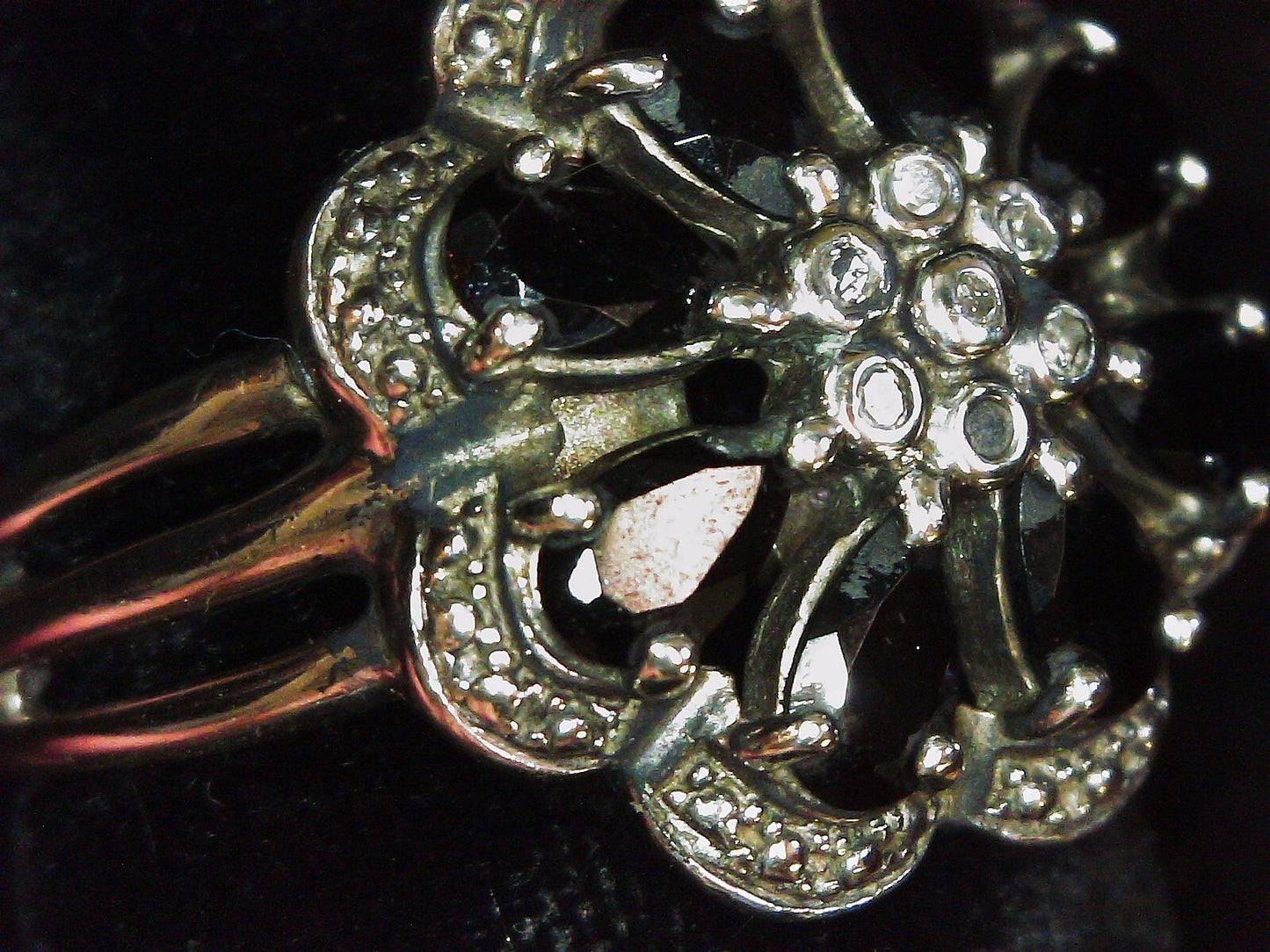 Sterling Silver 925 Onyx & CZ Stones Flower Shaped Ring SZ 7 7.2g