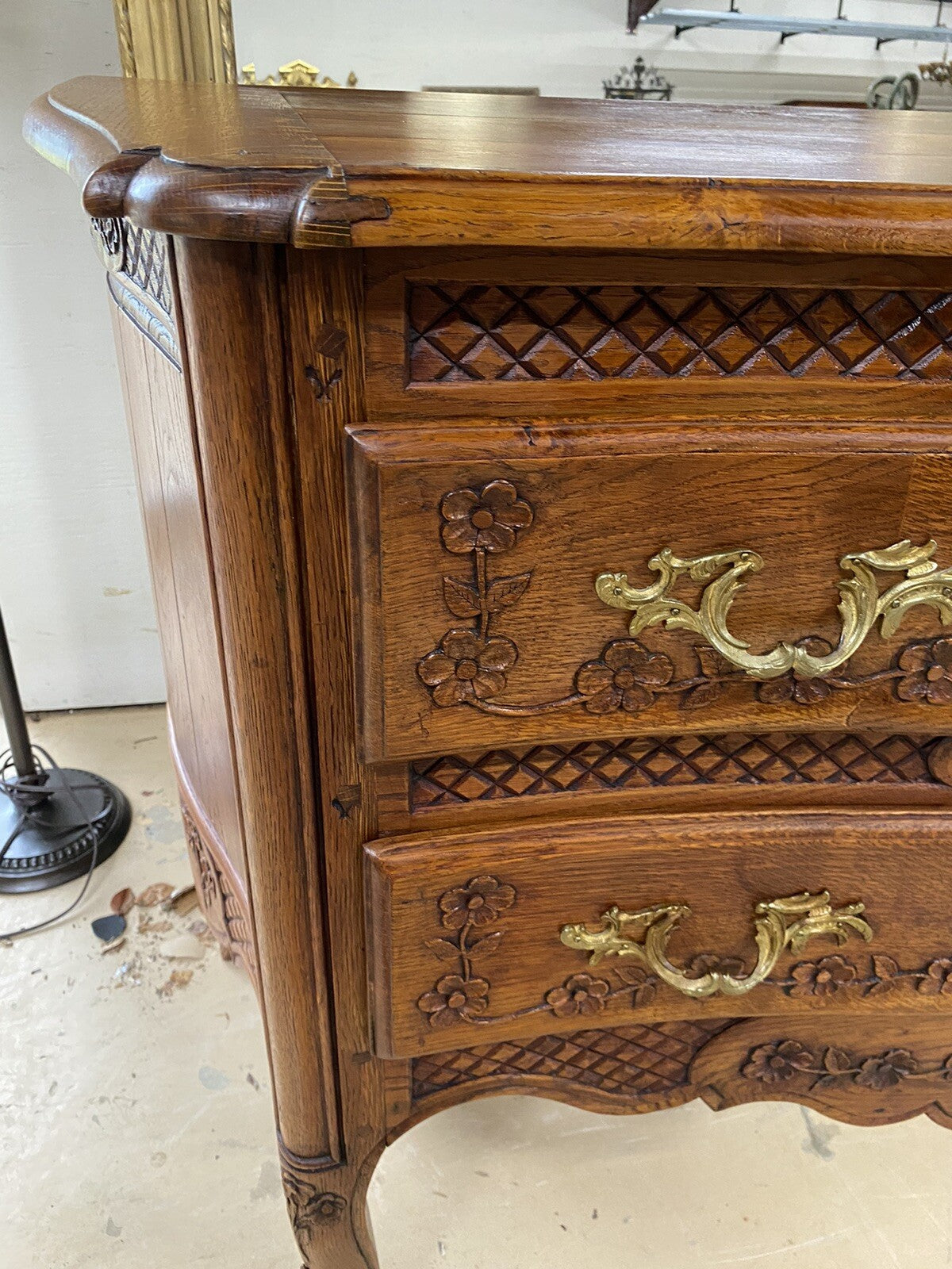 FRENCH PROVINCIAL LOUIS XV STYLE OAK COMMODE