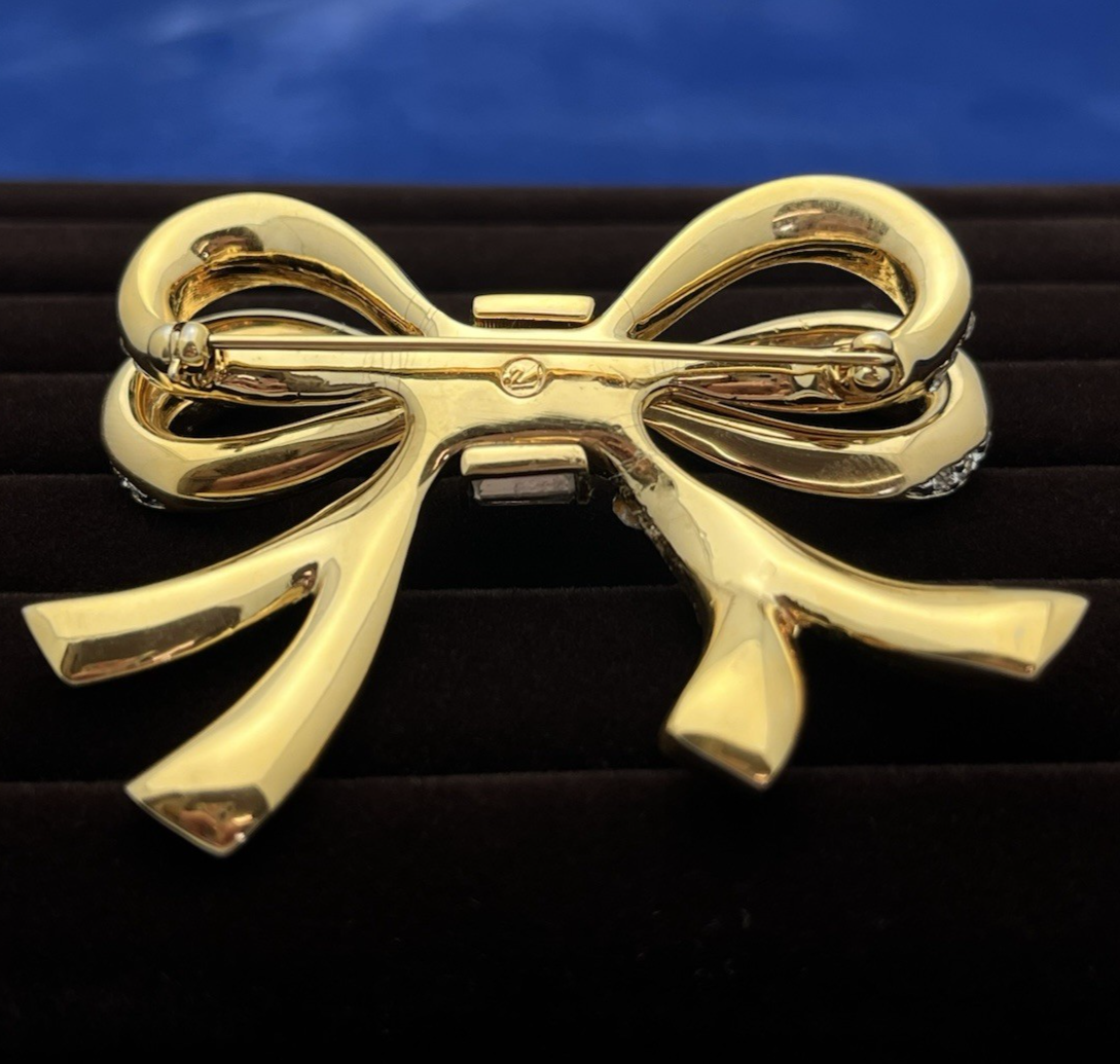 Swarovski Swan Signed Gold Tone Crystal Double Ribbon Bow Brooch Pin 1980s