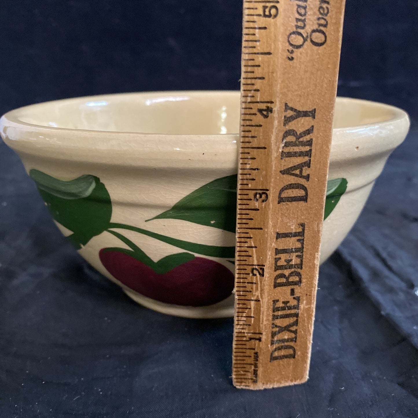 Watt Ware USA Apple 3 1/2" Bowl #7 Danube Farmers Elevator Co.