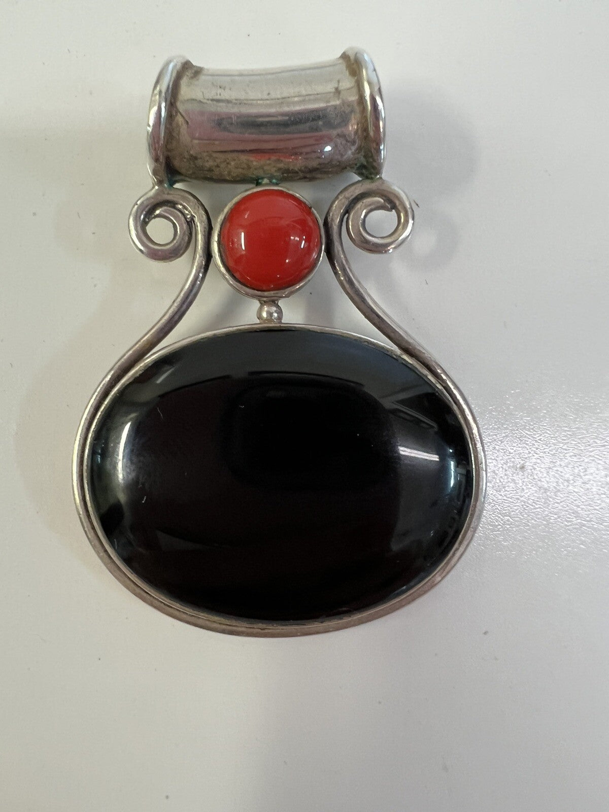 Sterling Silver Pendant Black Onyx w Red Cabochon marked DS 925