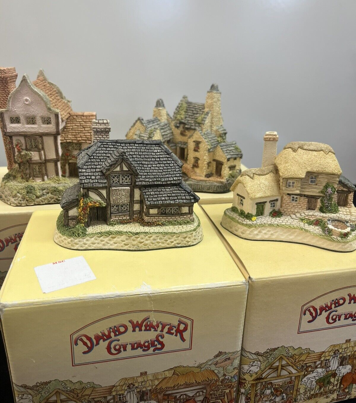 David Winter Cottages Lot: The Bull & Bush, Wishing Well Suffolk House Fisherman