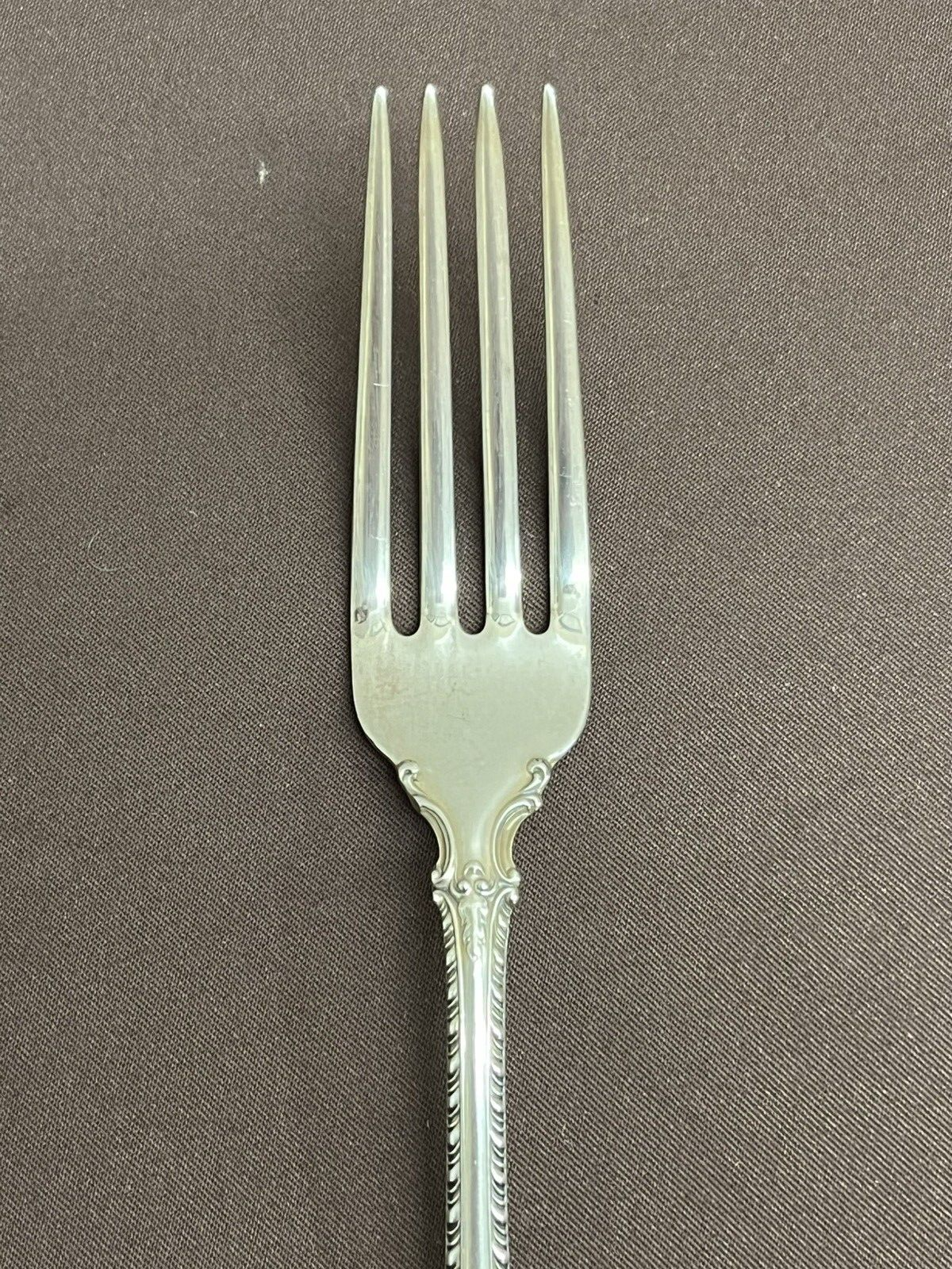 English Gadroon by Gorham 45.7g Sterling Silver Dinner Fork Flatware 7 1/8"