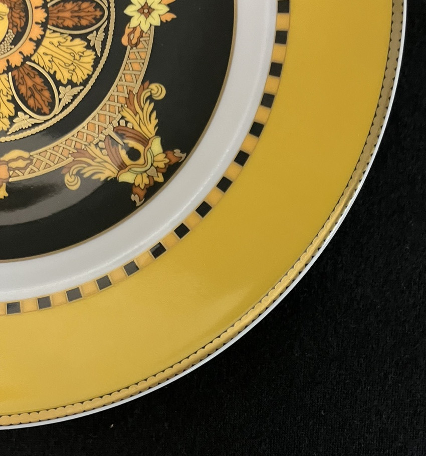 VERSACE BAROCCO BREAD PLATE MEDUSA ROSENTHAL  7.25"