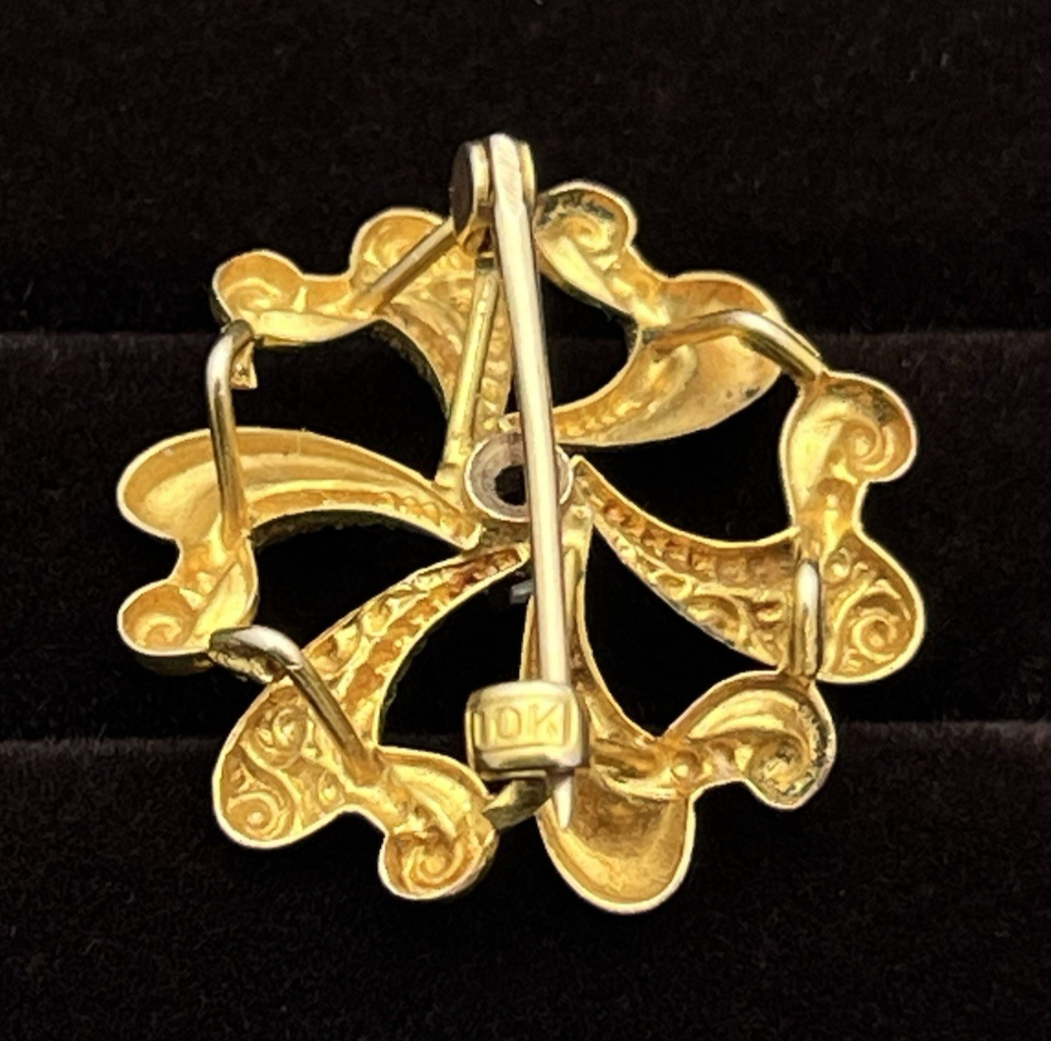 10k Two-Tone 1.83g Yellow Gold Flower Opal Center Victorian Watch Pin/Brooch