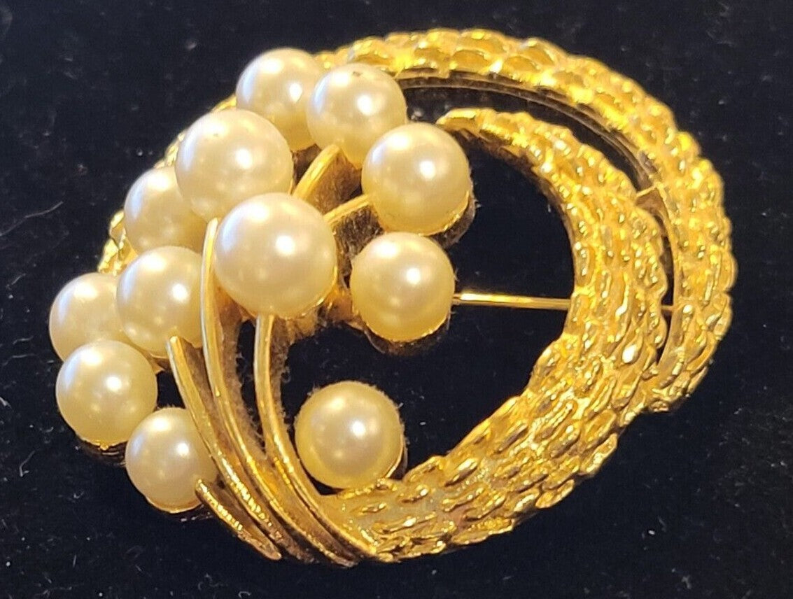 vintage signed  Crown Trifari Brooch. Gold Tone Metal, Faux Pearls 1 3/4" 1950"s